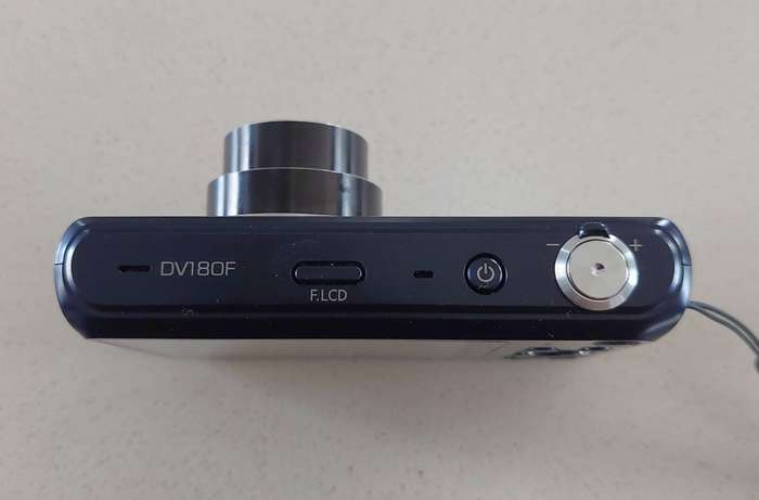 Samsung digital camera DV180F Wi-Fi  (16.2 m/pixel, 5 x optical zoom, HD video)