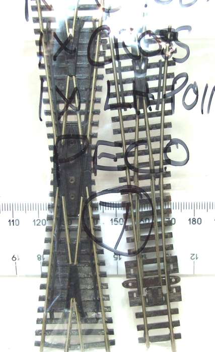 PECO N: These Nickel Silver Point LH + Crossover are up for Auction in GOOD Used Condition.(England)