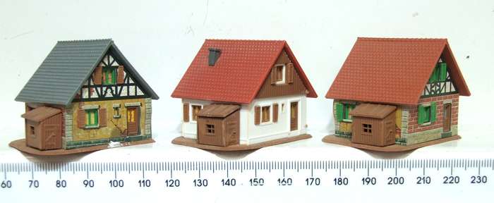 SCENERY N:  3x European Style Plastic Houses in Good Used Condition.