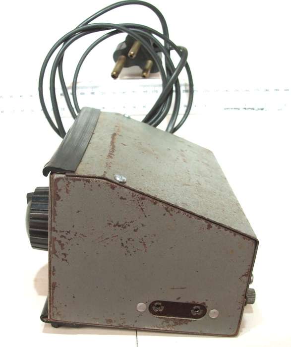 H&M POWER SUPPLY:  12V DC Power Supply/Controller in good un-boxed condition(England)
