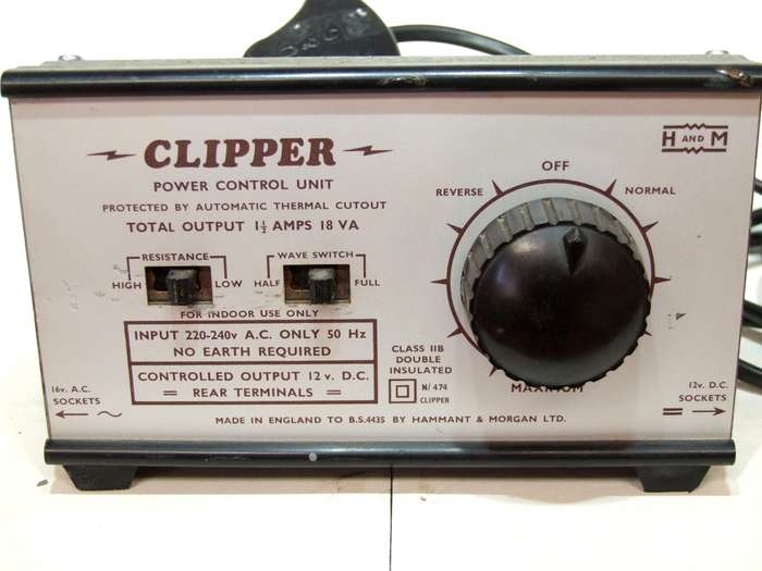 H&M POWER SUPPLY:  12V DC Power Supply/Controller in good un-boxed condition(England)