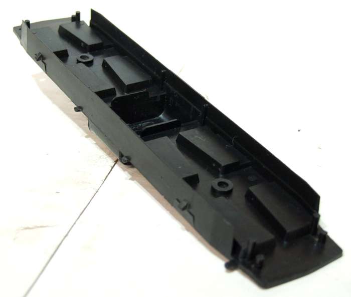 LIMA HO: SAR Dummy E5 Locomotive Chassis in Good condition for Parts.(Italy)