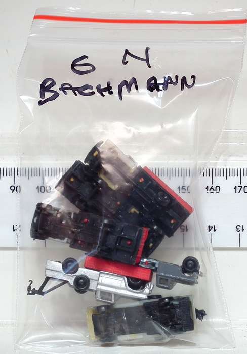 BACHMANN N:  6x Plastic Trucks in Fair Used Packaged Condition.(?)