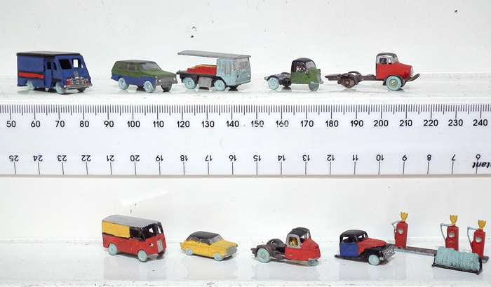 SCENERY N:  11pc All Metal Vintage Models in Fair Used Packaged Condition.(?)