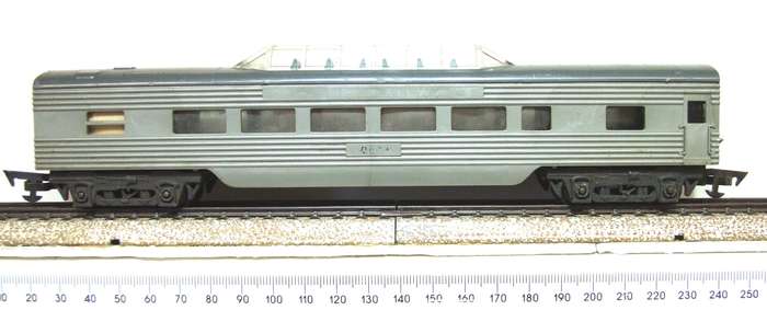 TRI-ANG OO: Vintage Observation Coach in Fair Un-Boxed condition(England)