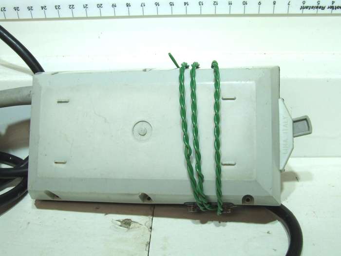 LIMA POWER SUPPLY:  European 220V/12.5V DC Power Supply/Controller in good un-boxed condition(Italy)