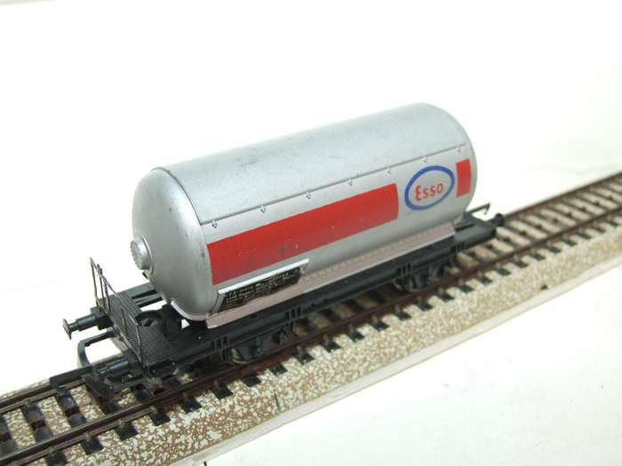 LIMA HO: European "ESSO" Tanker in Good Un-boxed, Used condition (Italy)