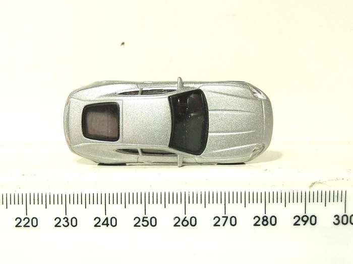 MALIBU HO: Highly Detailed Jaguar in Like New Un-Boxed Condition.