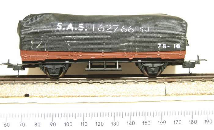 LIMA HO: SAR ES Freight Car with Tarpaulin in Good Un-boxed, Used condition (Italy)