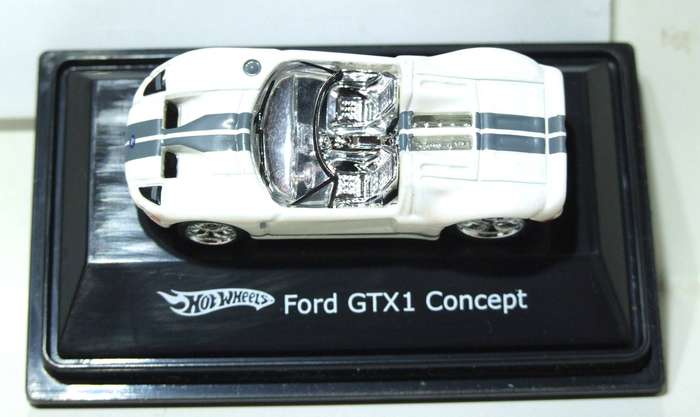 HOT WHEELS HO: Highly Detailed FORD GTX1 Concept  in Like New Boxed Condition.