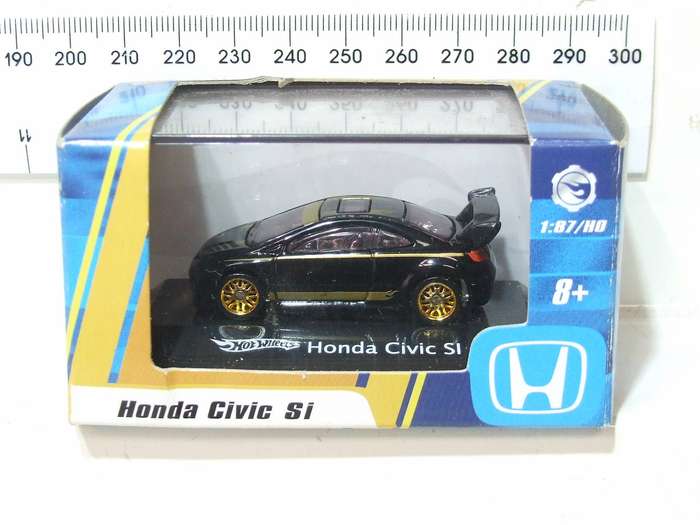 HOT WHEELS HO: Highly Detailed HONDA CIVIC Si  in Like New Boxed Condition.