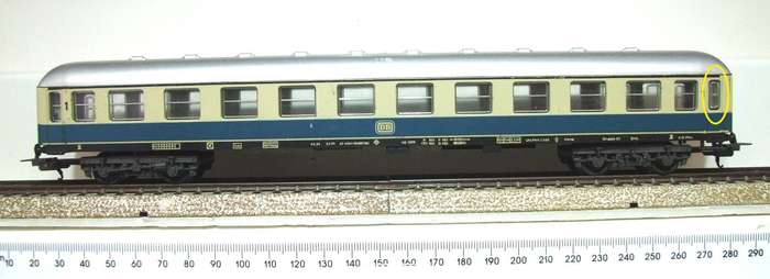LIMA HO: DB Blue Train Passenger Coach in Fair, Repaired Un-Boxed condition(Italy)