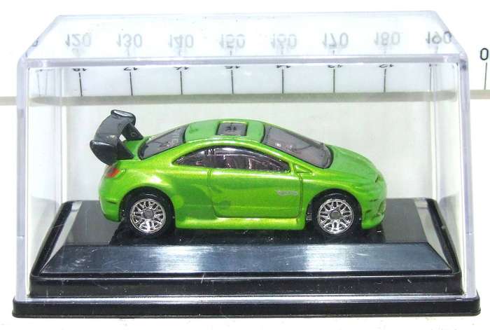 HOT WHEELS HO: Highly Detailed HONDA CIVIC Si  in Like New Boxed Condition.