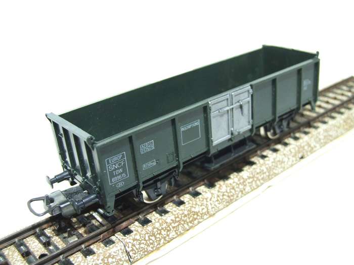 LIMA HO: SNCF Coal Hopper in Good Boxed, Unused condition (Italy)