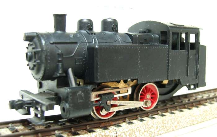 LIMA HO: Unmarked  European Style Tank Locomotive in Fair, Un-boxed and Used Condition(Italy)