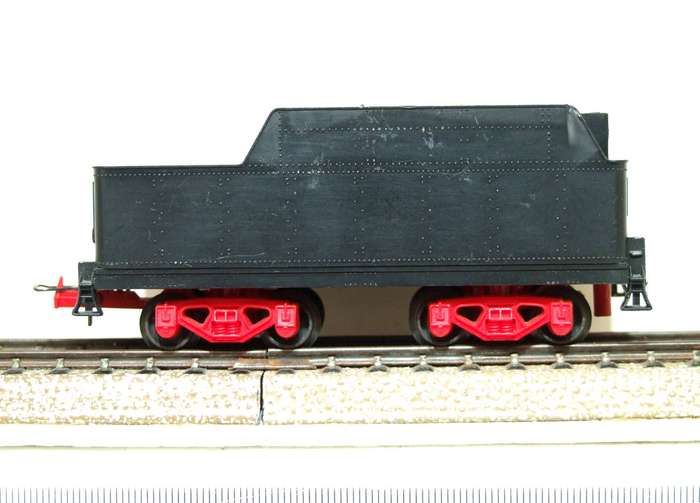 LIMA HO: European Junior Steam Loco Water Tender in Good Un-Boxed, Used condition (Italy)