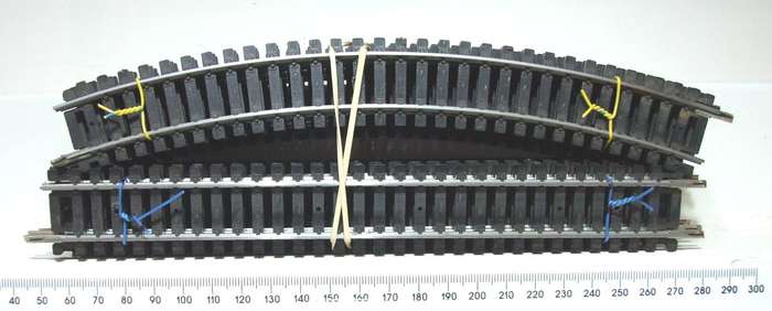 LIMA HO: 10x Curved(393030) 10x Strait(393020) Steel Track in Good Used un-boxed condition.(Italy))