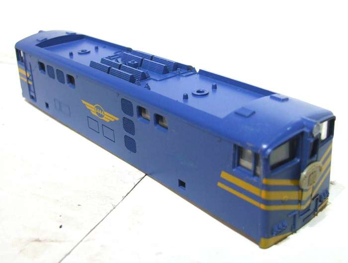LIMA HO: Blue SAR `Blue Train` E5 Loco Body in Fair Condition for Parts or Repair.(Italy)