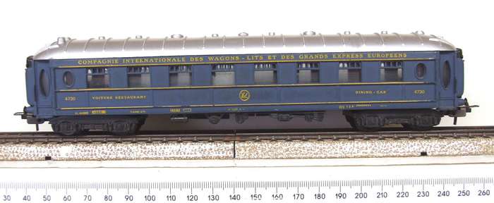 LIMA HO: Grand Express Dining Coach in Fair, used and Un-Boxed condition(Italy)