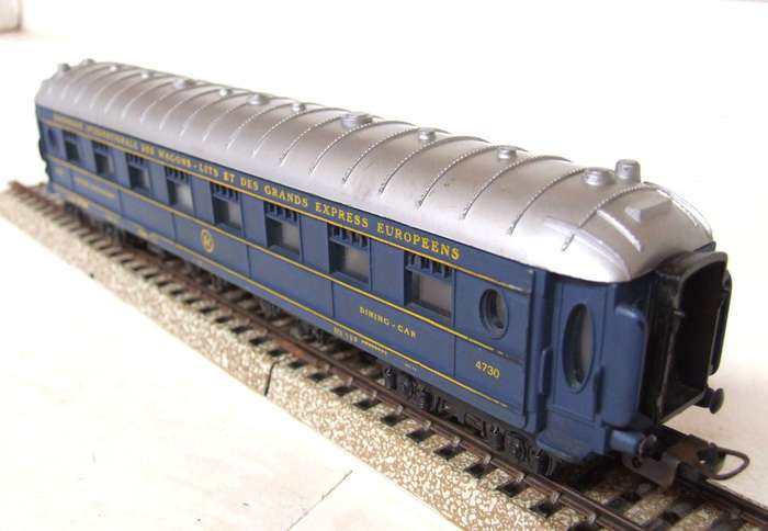 LIMA HO: Grand Express Dining Coach in Fair, used and Un-Boxed condition(Italy)