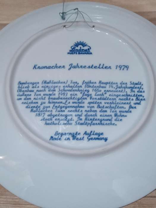 Lindner Kueps Bavaria display plate. Blue and White display plate