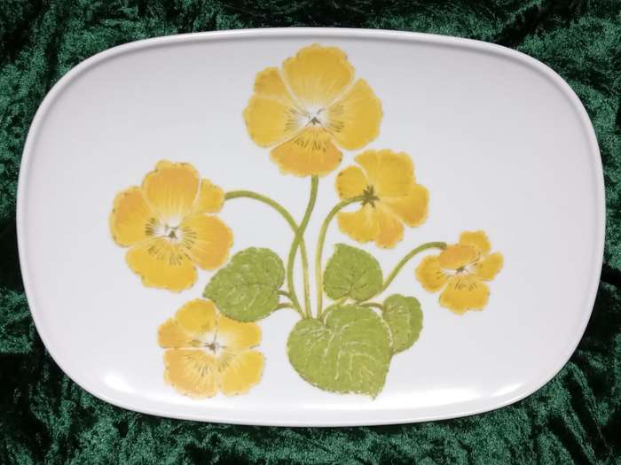 Noritake Progression China. "Flower Time" pattern 9072