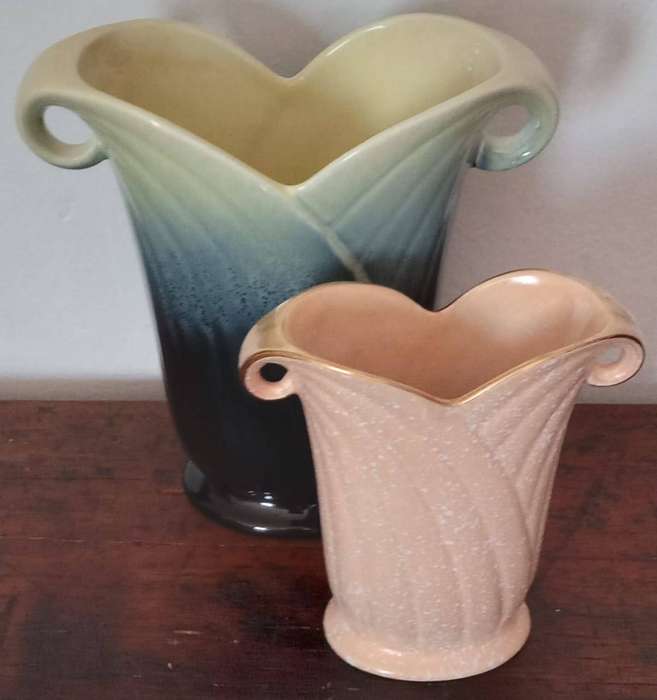 Crown Devon vases Pair of Swirl handles Design of different heights.