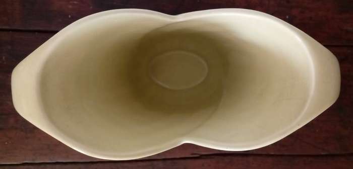 Crown Devon vases Pair of Swirl handles Design of different heights.