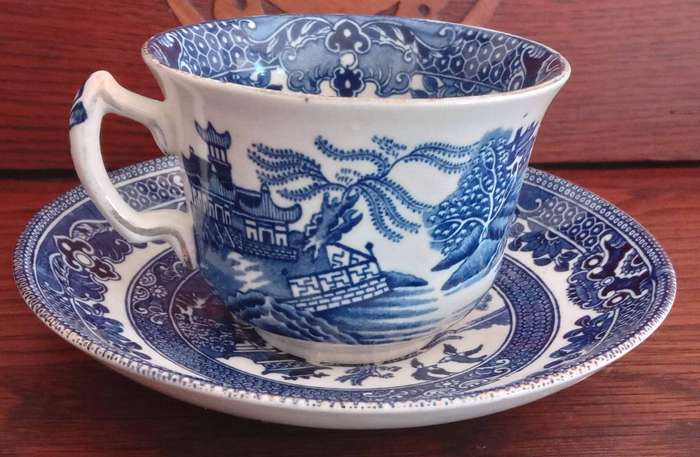 Duo of Burleigh Ware, Willow Pattern Blue and White.