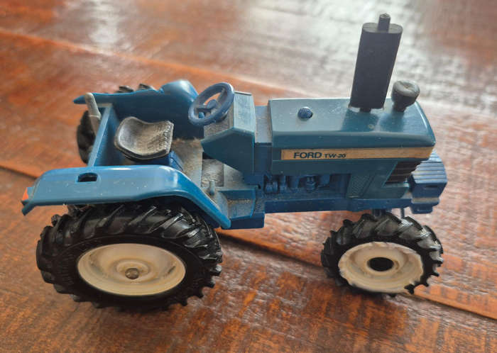 Britains Ford tractor Tw20