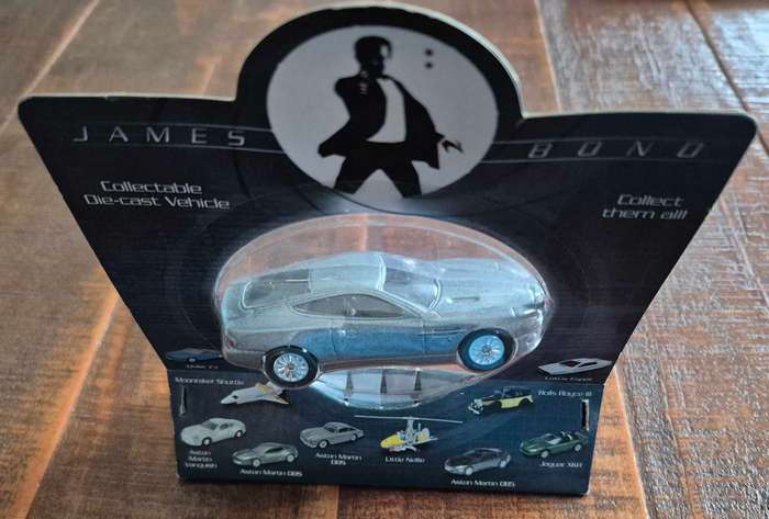 Corgi James Bond 007 model