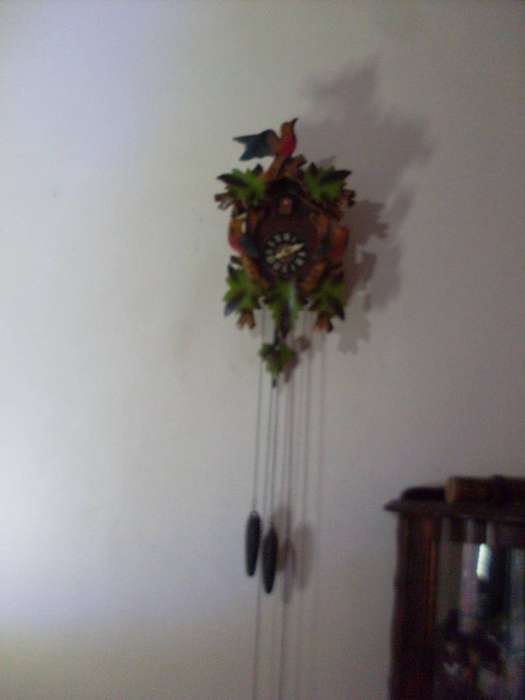 RARE W. GERMAN VINTAGE SCHMECKENBERGER/REGULA  COLOUR WOODEN CUCKOO CLOCK...SEE DESCRIPTION