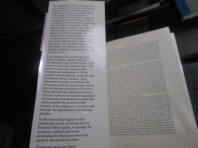 Roland Oliver - The African Experience - History of Civilisation - Weidenfeld & Nicolson 1991 hardba