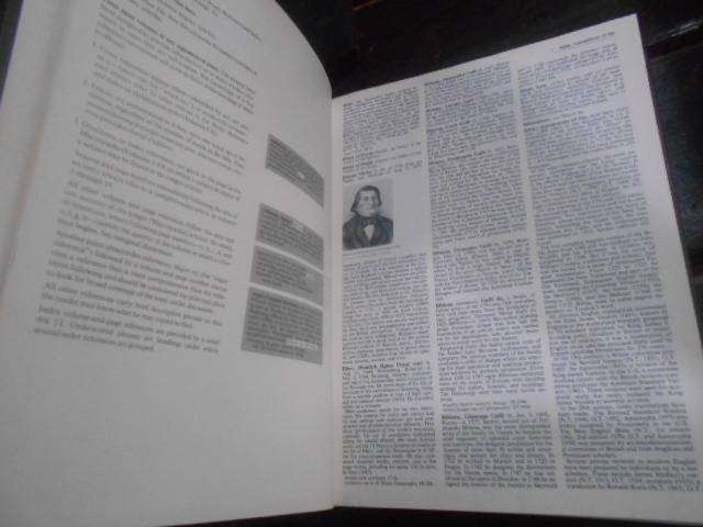 10 books Encyclopedia Britannica MICROPAEDIA (scarce shortened ed) USA 15th Ed-  Ready Ref Index