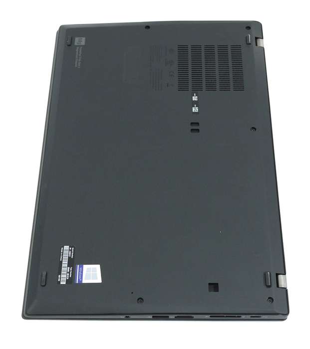 ThinkPad T14s Gen 2 - i7 1165G7 @ up to 4.70GHz, 8GB RAM, 512B NVMe SSD (up to 7 hours battery)