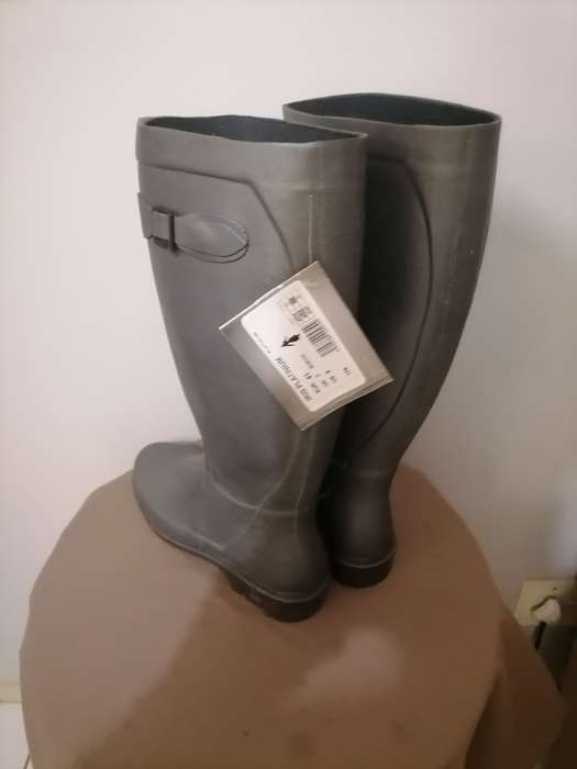 Le Chameau Women's Iris 2 Rubber Boot Platinum - EUR 41 - UK 7 - US 9 WITH TAG