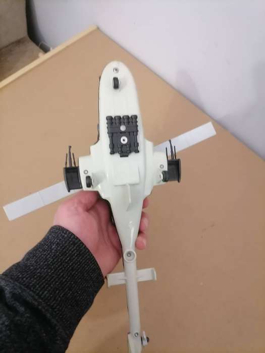 ERTL AIRWOLF 1984 Vintage Toy Helicopter Super Rare Collectable 1/48 - 36 CM L - WING SPAN 30 CM