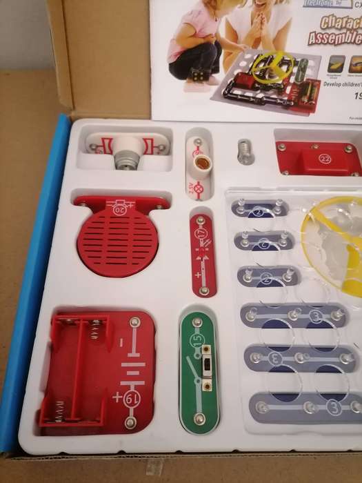 Assembly Electronic Building Blocks - CX199 - INTELLIGENT TOY - 8+ BRAND NEW