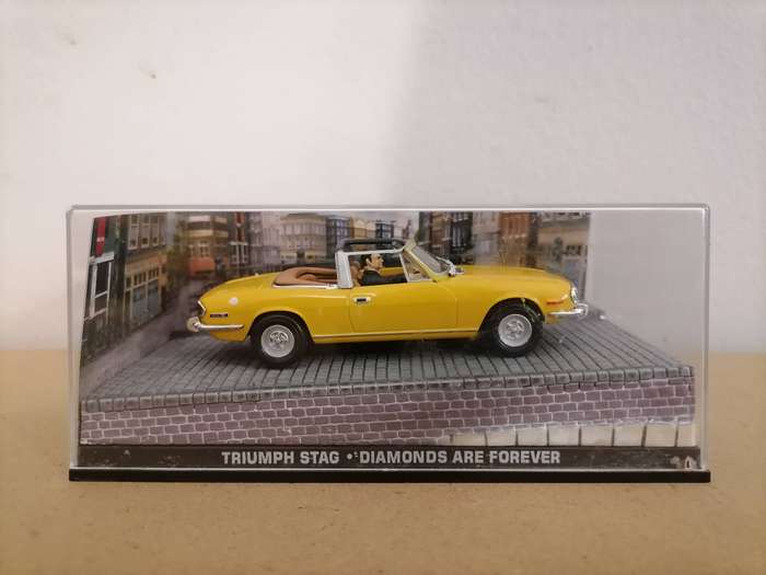 20071:43 scale diecast model of a yellow Triumph Stag from the James Bond movie Diamonds Are Forever
