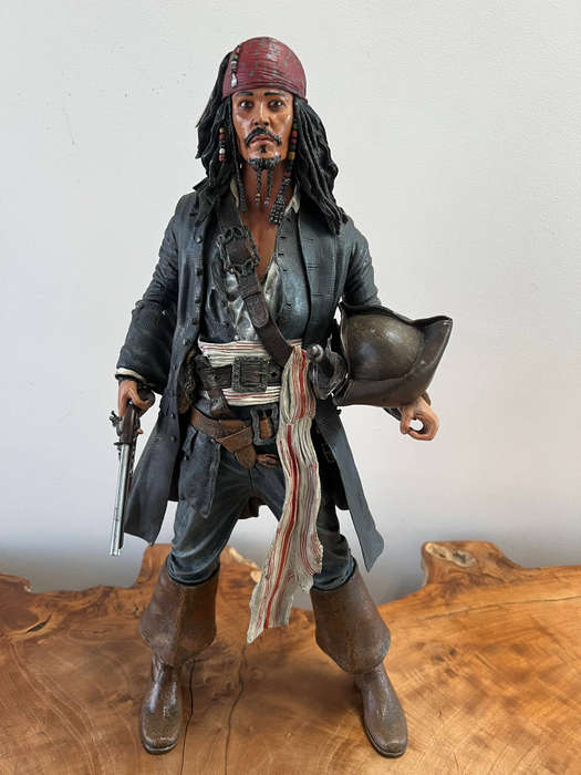 Pirates of The Caribbean: Dead Man's Chest Jack Sparrow Collectable Figure