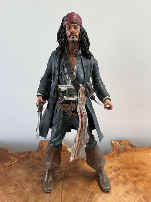 Pirates of The Caribbean: Dead Man's Chest Jack Sparrow Collectable Figure