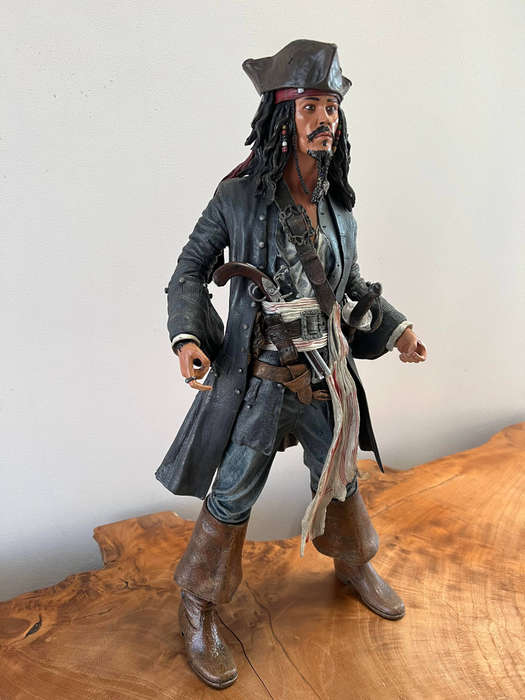 Pirates of The Caribbean: Dead Man's Chest Jack Sparrow Collectable Figure