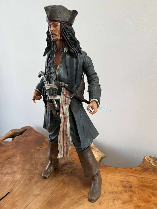 Pirates of The Caribbean: Dead Man's Chest Jack Sparrow Collectable Figure