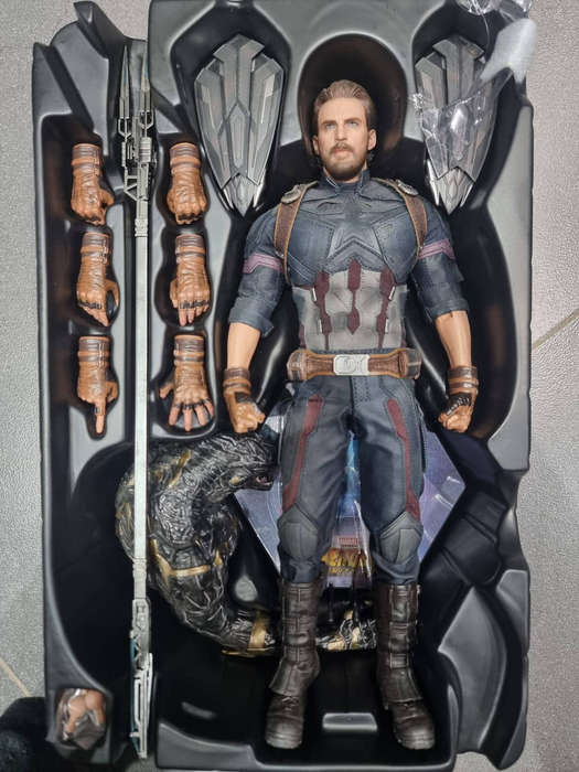 Hot Toys MMS481: Captain America Movie Promo Edition (Infinity War)