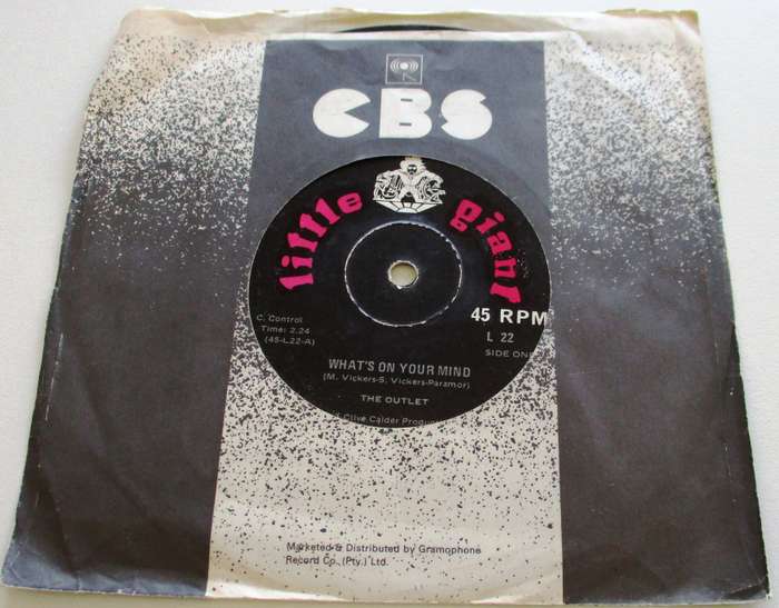 THE OUTLET What's on your Mind 7" Single Vinyl record