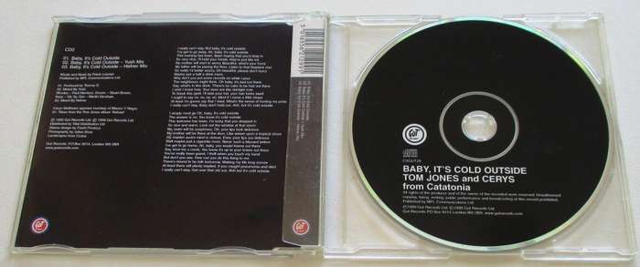 TOM JONES & CERYS from Catatonia Baby, It's Cold Outside CD Single [CD SINGLE BOX]