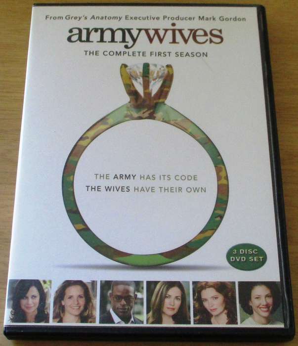 ARMY WIVES 2xDVD [Box Set Shelf]