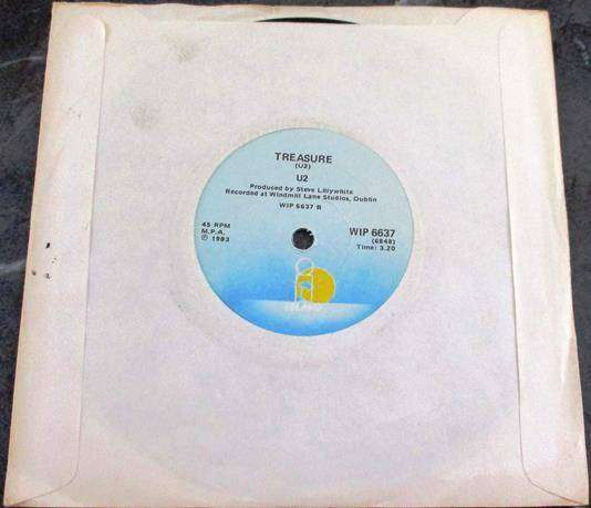 U2 New Year's Day   WIP 6637  7"` Single VINYL Record