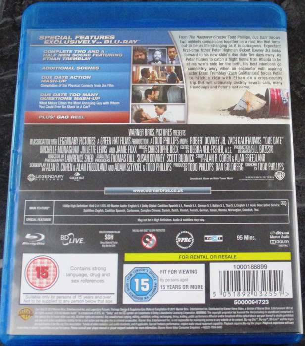 DUE DATE BLU RAY Robert Downey Jr