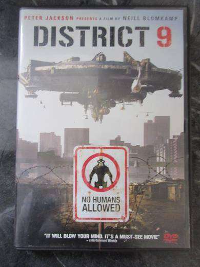 DISTRICT 9 DVD  [BBOX 4]